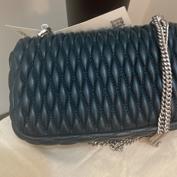 Brandnew TB Kira Ruched Mini Flap Bag - Picture 3 of 5